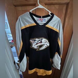 CCM Hockey Jersey, Nashville Predators, Men’s XL, Made in Canada, vintage